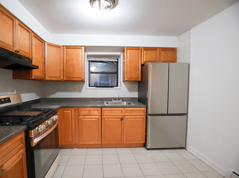 More Photos Of 5732 Xenia St, Corona Multifamily For Sale