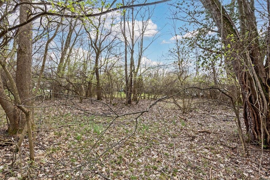 More Photos Of 132-136 Highland Ave, Worthington Land For Sale