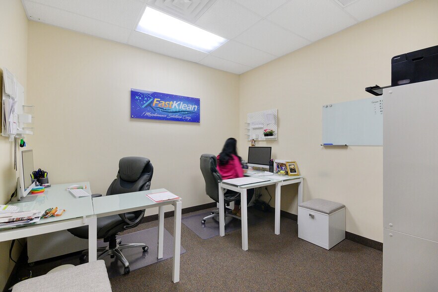 More Photos Of 8461 Lake Worth Rd, Lake Worth Unknown For Lease