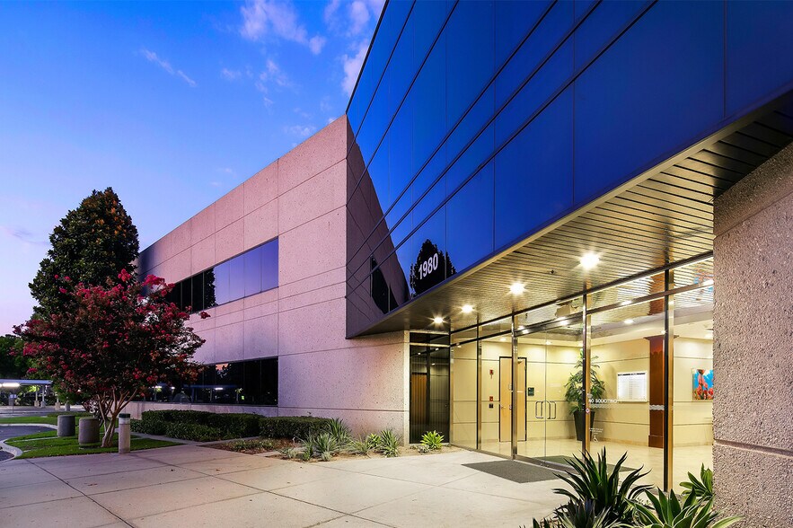 More Photos Of 1980 Orange Tree Ln, Redlands Office For Sale