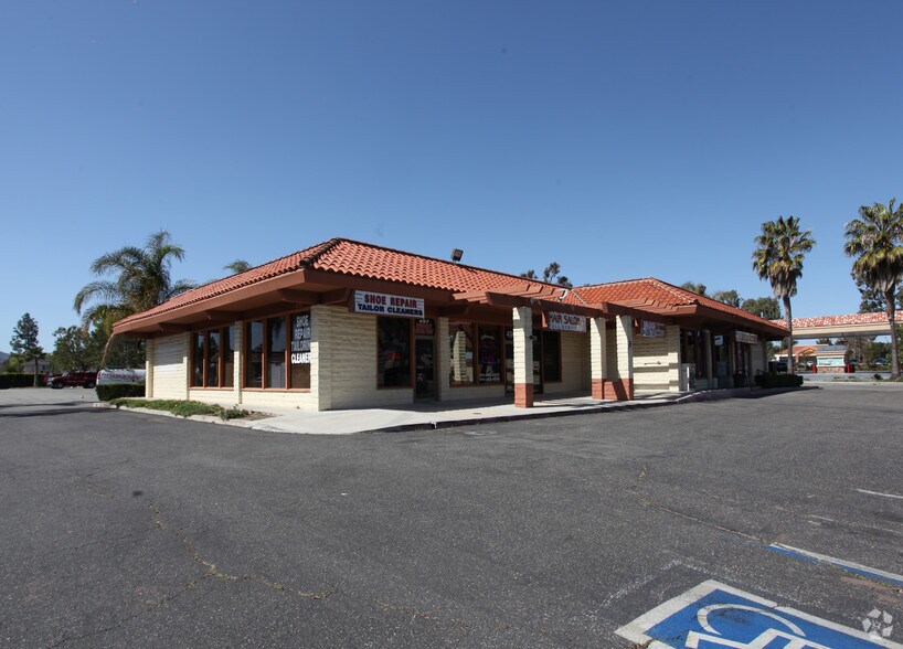 Primary Photo Of 497-503 N Ventu Park Rd, Newbury Park Freestanding For Lease