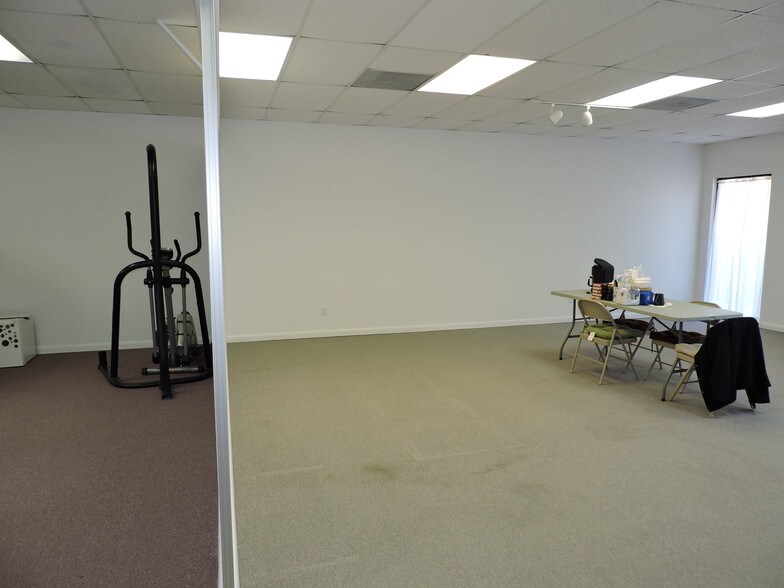 More Photos Of 9410 N US Hwy 1, Sebastian Storefront Retail Office For Lease