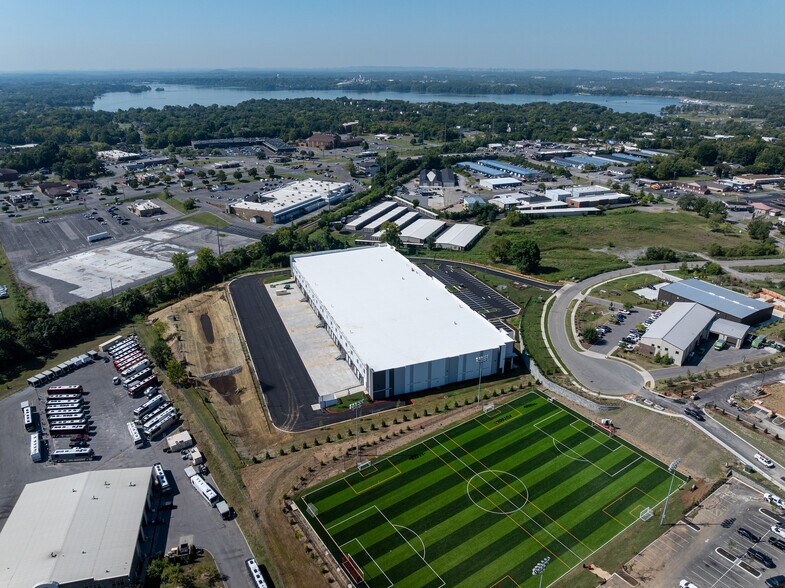 More Photos Of 230 Innovation Way, Hendersonville Warehouse For Sale