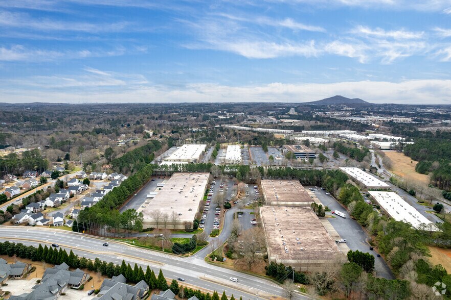 More Photos Of 95 Chastain Rd NW, Kennesaw Distribution For Lease