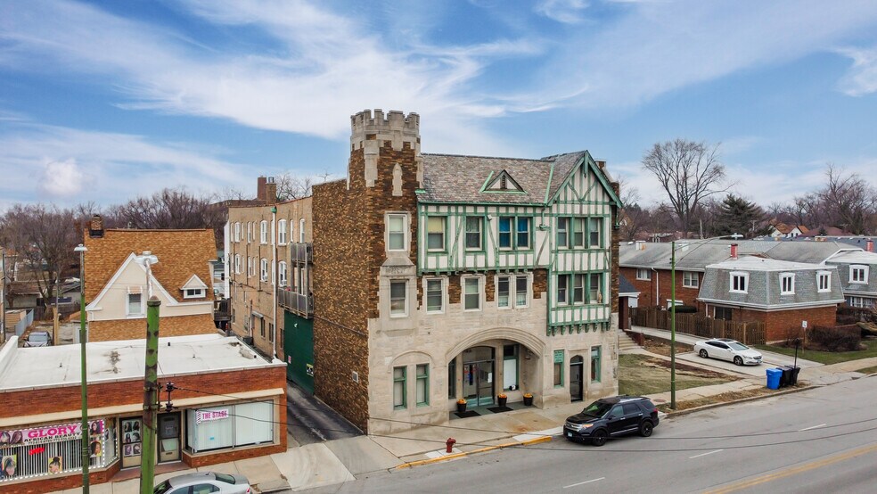 Primary Photo Of 2324 W 111th St, Chicago Apartments For Lease