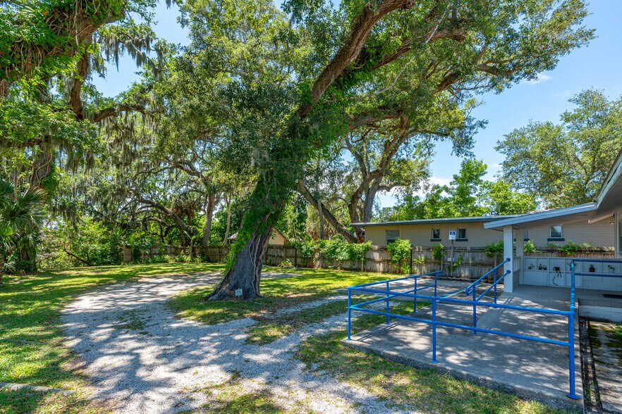 More Photos Of 5014 S Ridgewood Ave, Port Orange Office For Sale