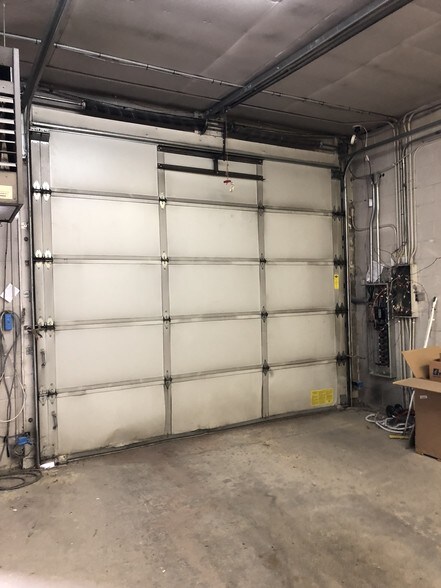 More Photos Of 806 E 2nd Ave, Spokane Service For Lease