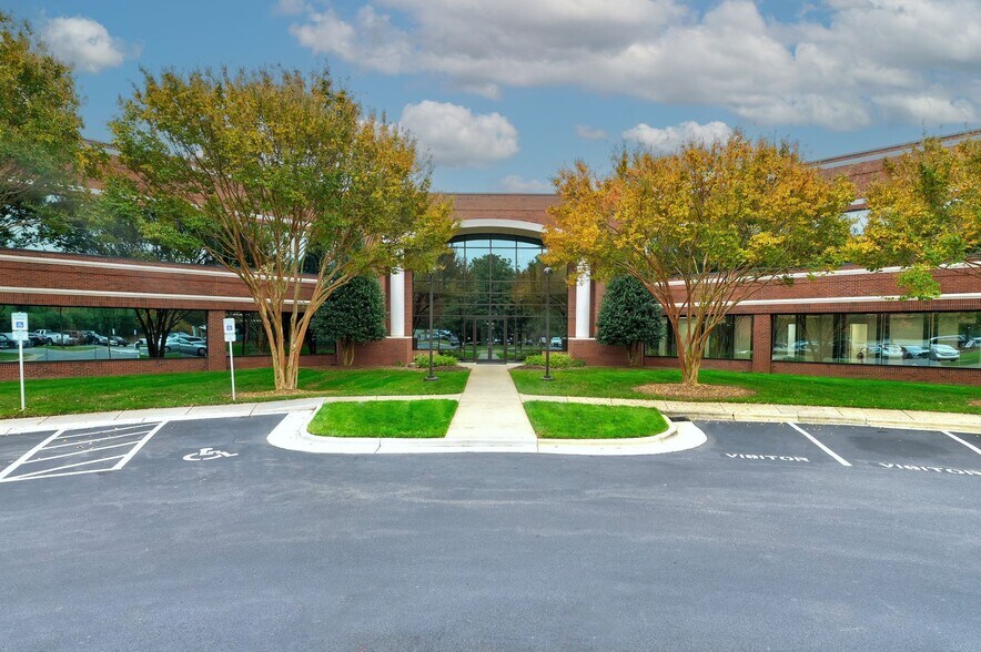 More Photos Of 4601 Creekstone Dr, Durham Unknown For Lease