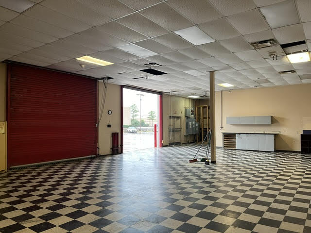 More Photos Of 2650 Highway 6 S, Houston Freestanding For Lease