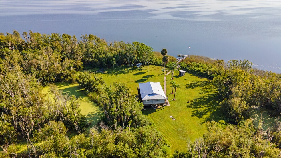 More Photos Of 6001 Bird Island Dr, Lady Lake Lodge Meeting Hall For Sale