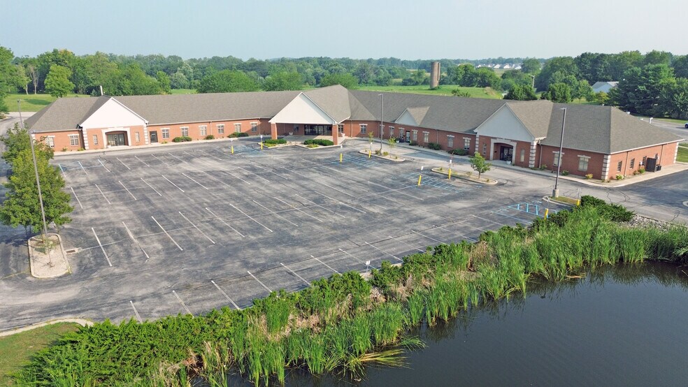 Primary Photo Of 1300 W Jefferson St, Franklin Medical For Sale