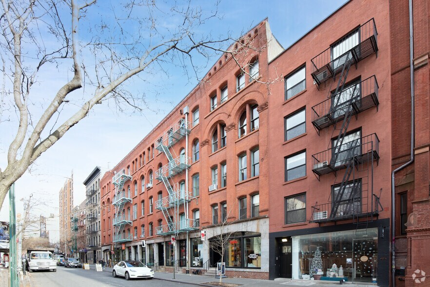 More Photos Of 262-272 Mott St, New York Apartments For Lease
