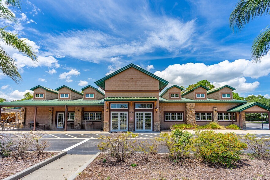 More Photos Of 4170 Us-1 Hwy, Edgewater Restaurant For Lease