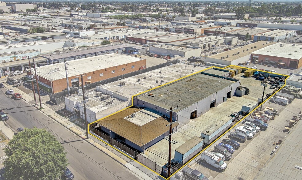 Primary Photo Of 7650 Gloria Ave, Van Nuys Warehouse For Sale