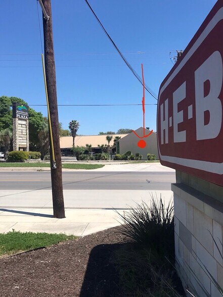 More Photos Of 14500 RR 12, Wimberley General Retail For Lease