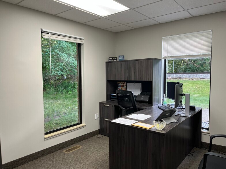 More Photos Of 1221 Byron Rd, Howell Medical For Lease