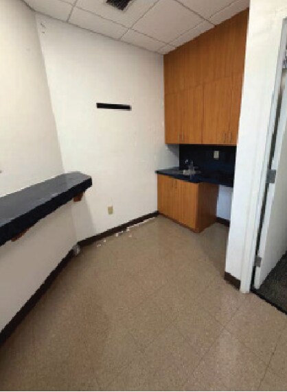 More Photos Of 1921 Washington Valley Rd, Martinsville Bank For Sale