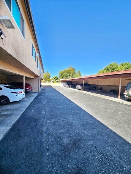 More Photos Of 627 E Palmer Ave, Glendale Apartments For Sale