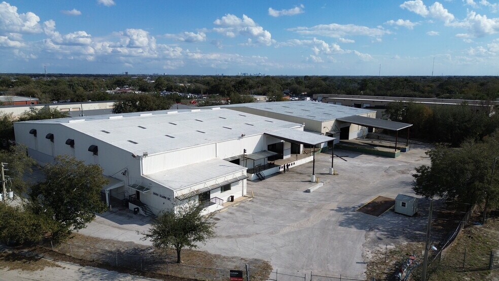 More Photos Of 2550 Clark St, Apopka Warehouse For Sale