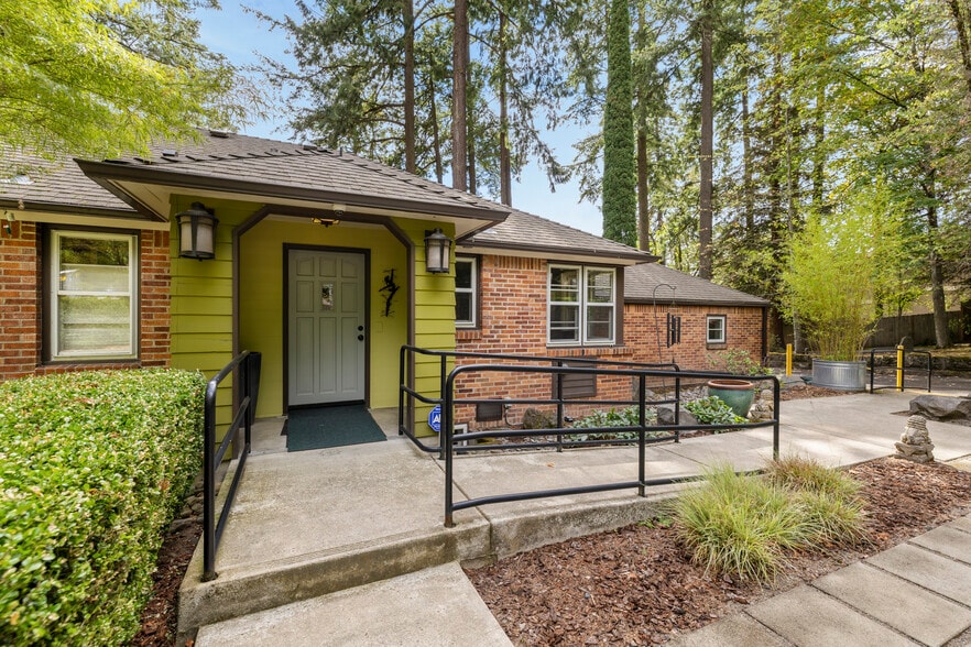 More Photos Of 7303 SW Beaverton Hillsdale Hwy, Portland Medical For Sale