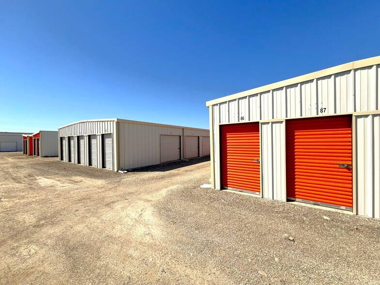 More Photos Of 8109 Us Highway 77, Sinton Self Storage For Sale
