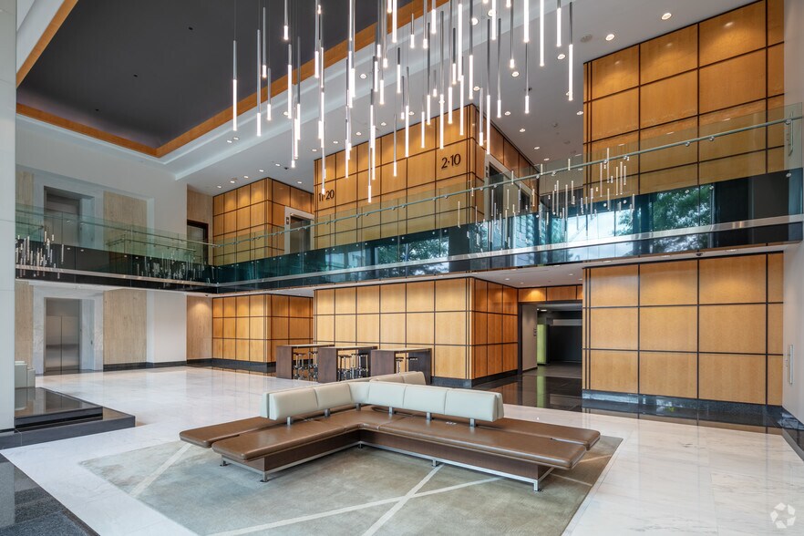 More Photos Of 3060 Peachtree Rd NW, Atlanta Office For Lease