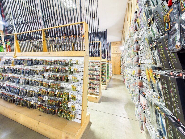 More Photos Of 13520 Emerson Ave, Williamstown General Retail For Sale