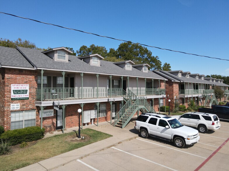 More Photos Of 405 S Elm St, Denton Apartments For Sale