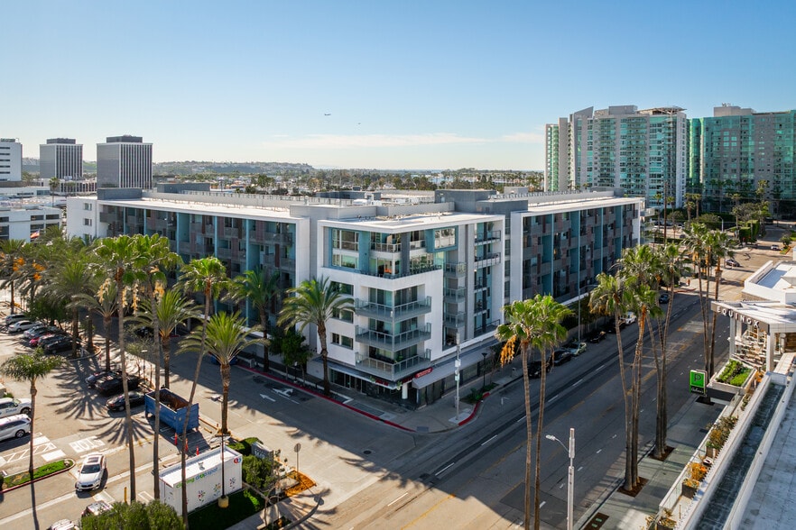 More Photos Of 13488 Maxella Ave, Marina Del Rey Apartments For Lease
