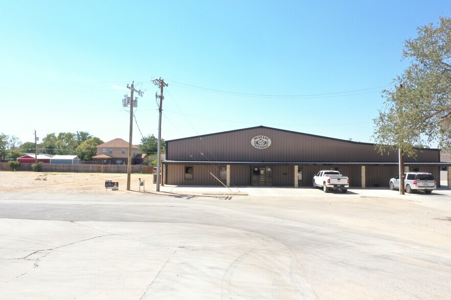 More Photos Of 1215 NW 1st Plz, Andrews Restaurant For Sale