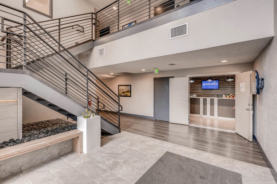 More Photos Of 2755 S Locust St, Denver Office For Lease