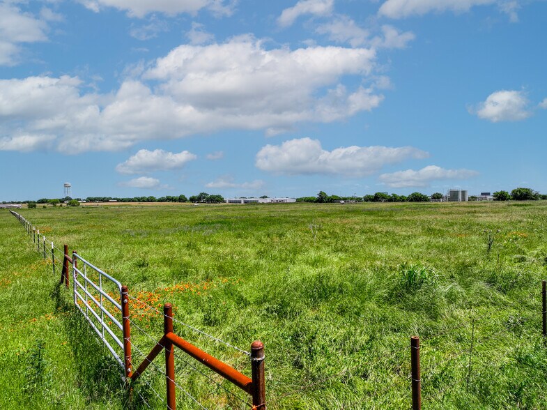 More Photos Of SEC Highway 380 & Smith Rd rd, Ponder Industrial For Sale