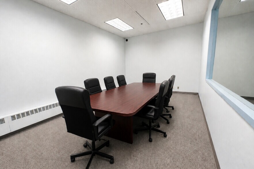More Photos Of 30 Nutmeg Dr, Trumbull Research And Development For Lease