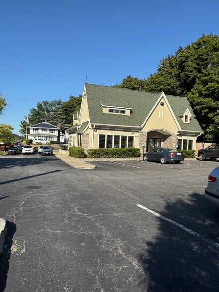 Primary Photo Of 351 Fort Salonga Rd, Northport Healthcare For Lease