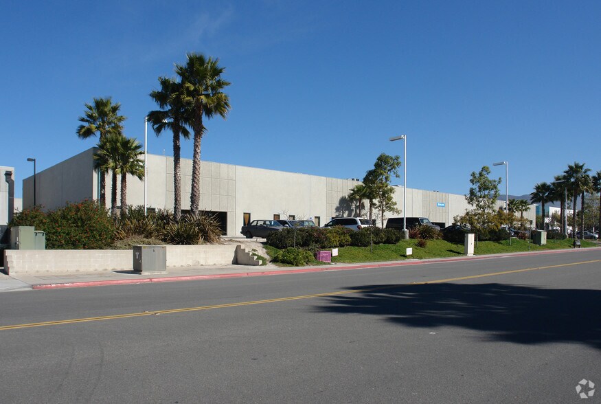 More Photos Of 9668 Heinrich Hertz Dr, San Diego Warehouse For Lease