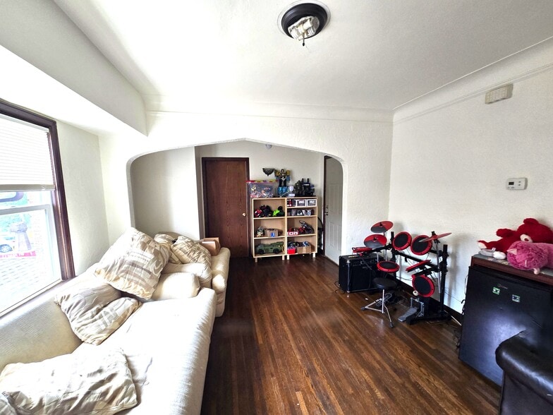 More Photos Of 3845 Chicago Ave, Minneapolis Apartments For Sale