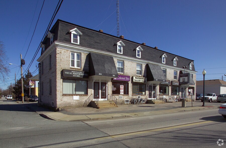 More Photos Of 643-653 East Ave, Warwick Storefront Retail Residential For Sale