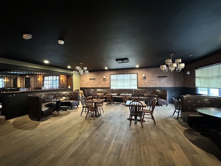 More Photos Of 660 Spring St, Winchendon Restaurant For Sale