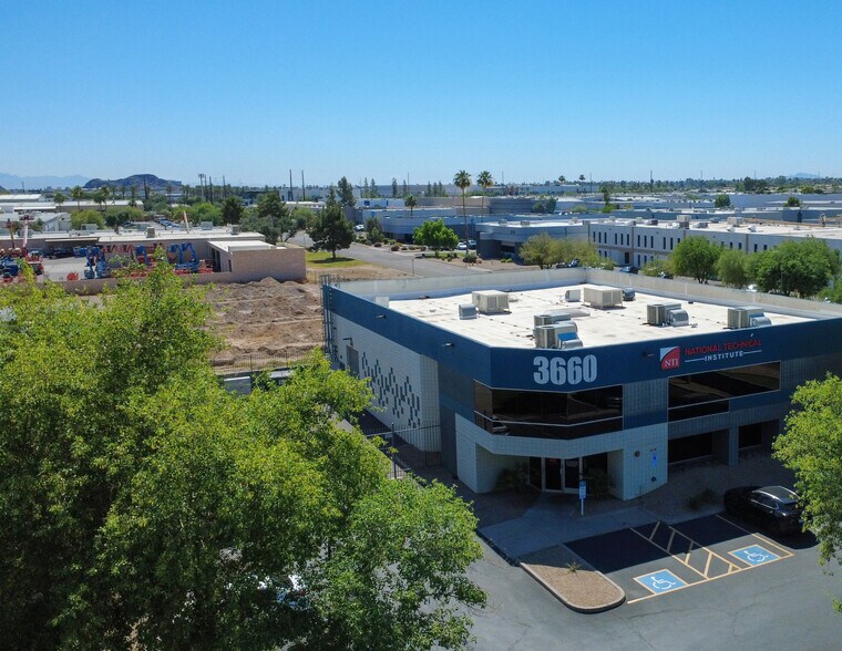 More Photos Of 3660 E Wier Ave, Phoenix Warehouse For Lease