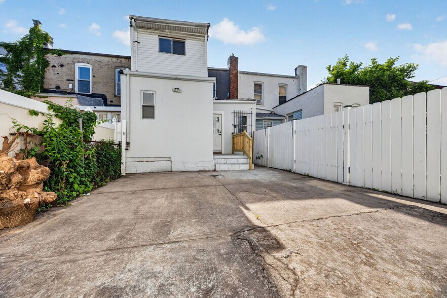 More Photos Of 341 E 51st St, Brooklyn Apartments For Sale