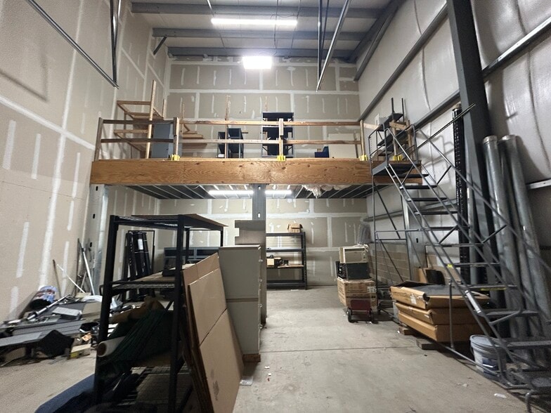 More Photos Of 51 Ozick Dr, Durham Manufacturing For Lease