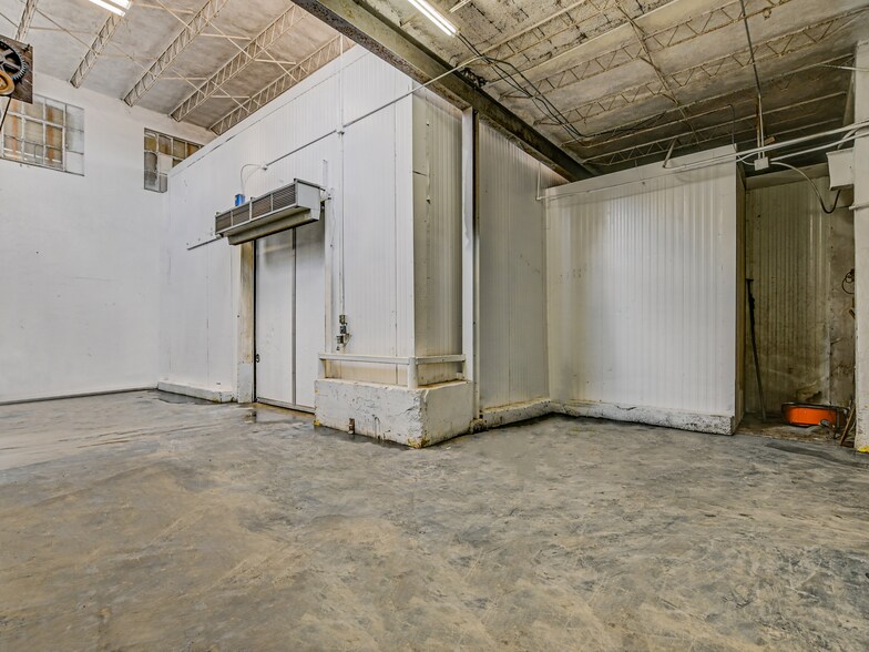 More Photos Of 1305 S Brazos St, San Antonio Refrigeration Cold Storage For Lease