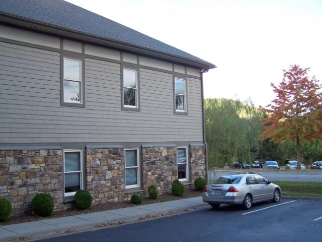 More Photos Of 379 New Market Blvd, Boone Office For Lease