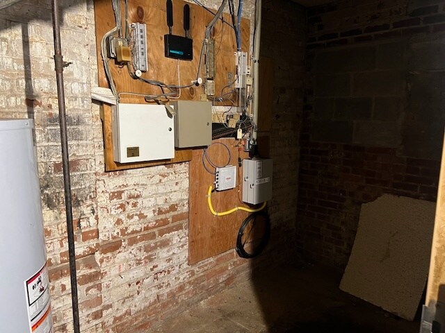 More Photos Of 836 Broadway Ave, Cleveland Manufacturing For Sale