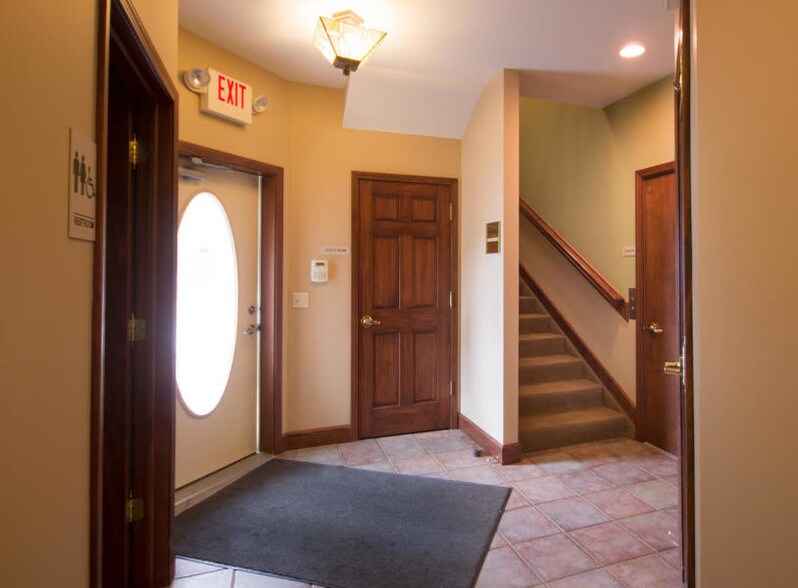 More Photos Of 213 E Main St, Gaylord Office For Sale