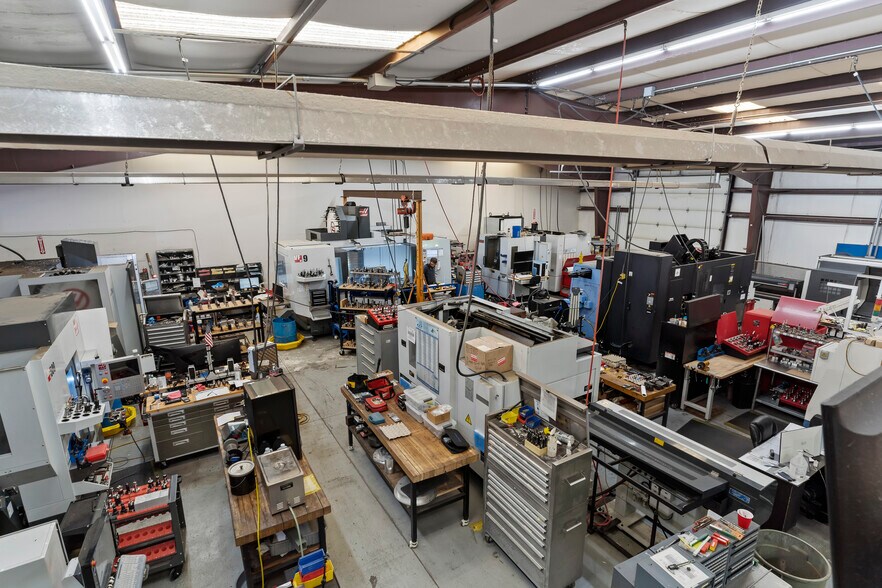 More Photos Of 1211 Wilson ln, West Haven Warehouse For Lease