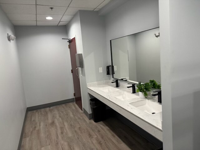 More Photos Of 300 Welsh Rd, Horsham Township Medical For Lease
