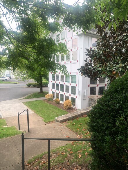 More Photos Of 2055 Valley Ave, Winchester Medical For Sale