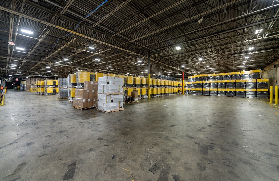 More Photos Of 175 Pioneer Dr, Leominster Warehouse For Sale
