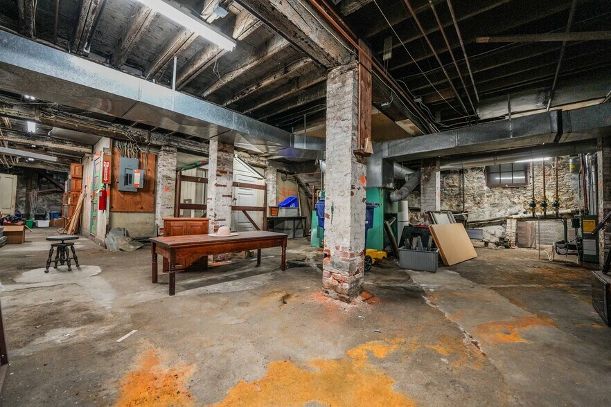 More Photos Of 636 Purchase st, New Bedford Specialty For Sale